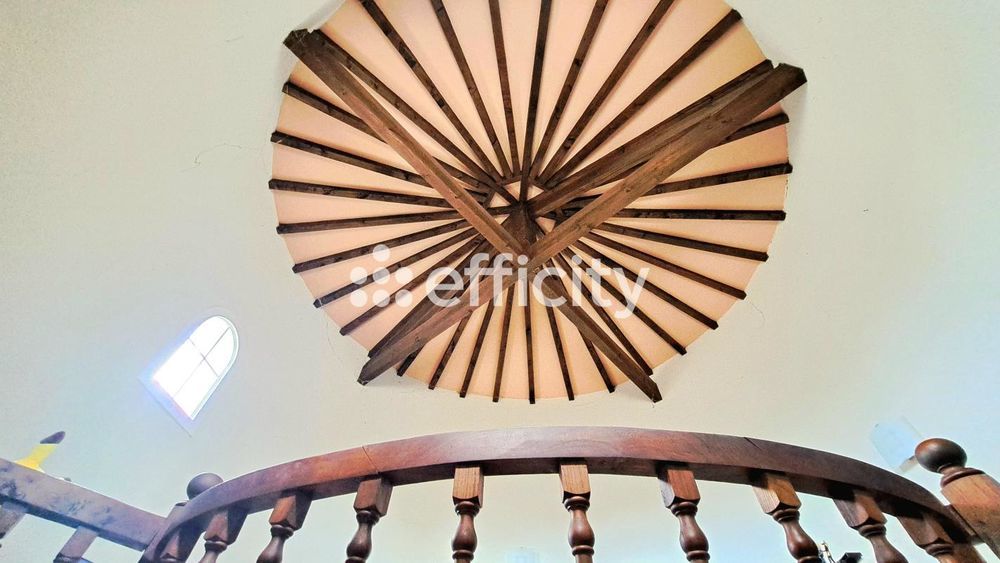 � vendre  Propri�t�/ch�teau L�ognan (33850)