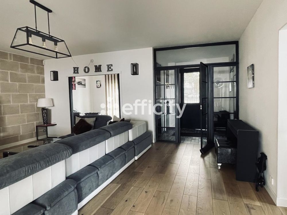 � vendre  Propri�t�/ch�teau Bordeaux (33300)