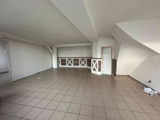  Immeuble � vendre 8 pi�ces 180 m�