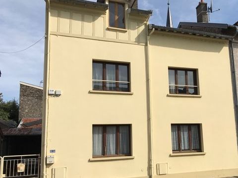   MAISON DE FAMILLE 4 - 6 CHAMBRES / INVESTISSEURS Maison - 8 pi�ce(s) - 173 m�