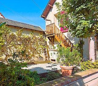  Propri�t�/ch�teau � vendre 11 pi�ces 360 m�