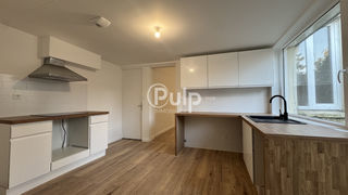  Immeuble � vendre 6 pi�ces 146 m�