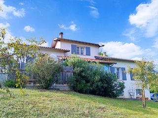  Villa � vendre 6 pi�ces 190 m�