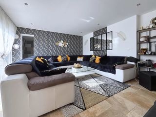  Maison � vendre 8 pi�ces 241 m�