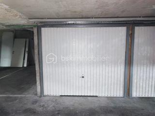  Parking / Garage � vendre 12 m�