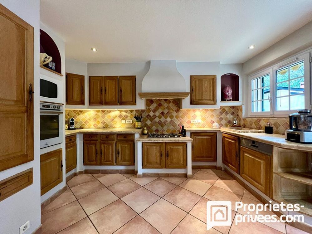 � vendre  Maison Fayence (83440)