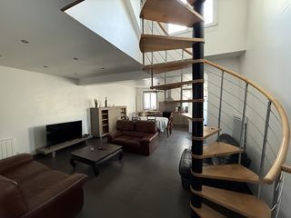  Immeuble � vendre 15 + pi�ces 301 m�