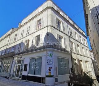  Immeuble � vendre 12 pi�ces 440 m�