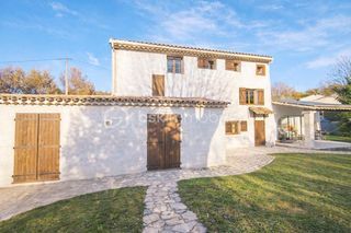  Maison � vendre 6 pi�ces 215 m�