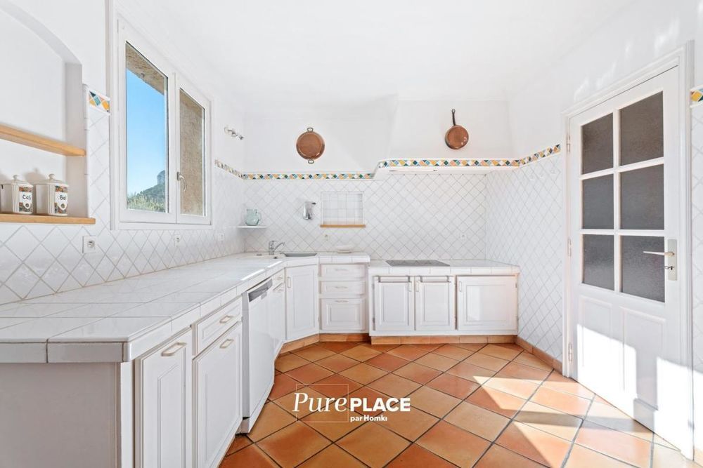 � vendre  Maison Beausoleil (06240)