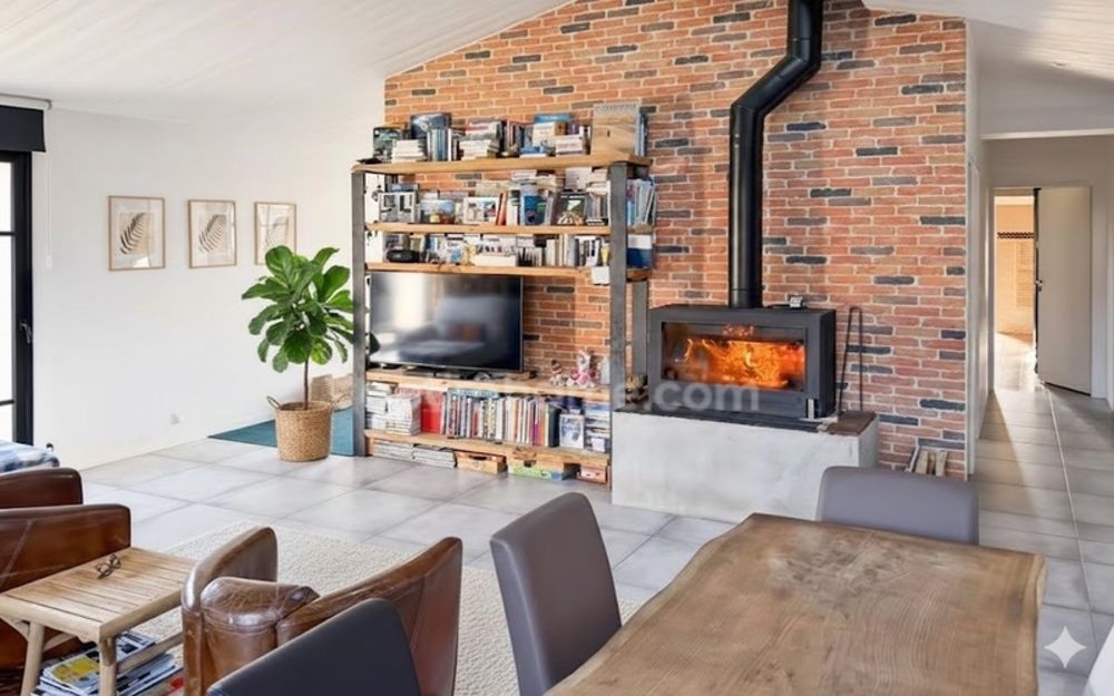 � vendre  Maison Le Bois-Plage-en-R� (17580)