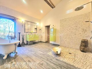  Maison � vendre 7 pi�ces 215 m�