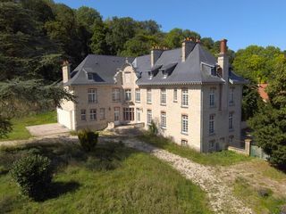  Propri�t�/ch�teau � vendre 14 pi�ces 537 m�