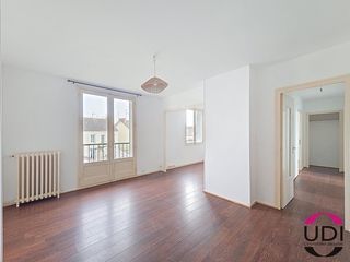  Appartement � vendre 4 pi�ces 77 m�