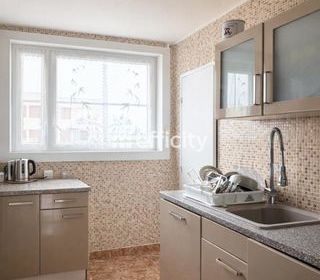  Appartement � vendre 5 pi�ces 80 m�