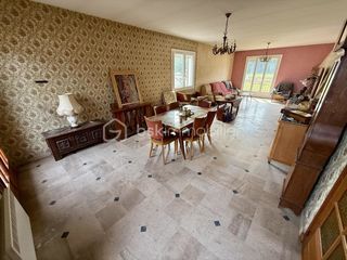  Maison � vendre 7 pi�ces 205 m�