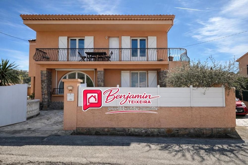 � vendre  Maison Saint-Rapha�l (83700)