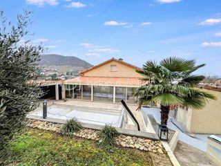  Maison � vendre 7 pi�ces 216 m�