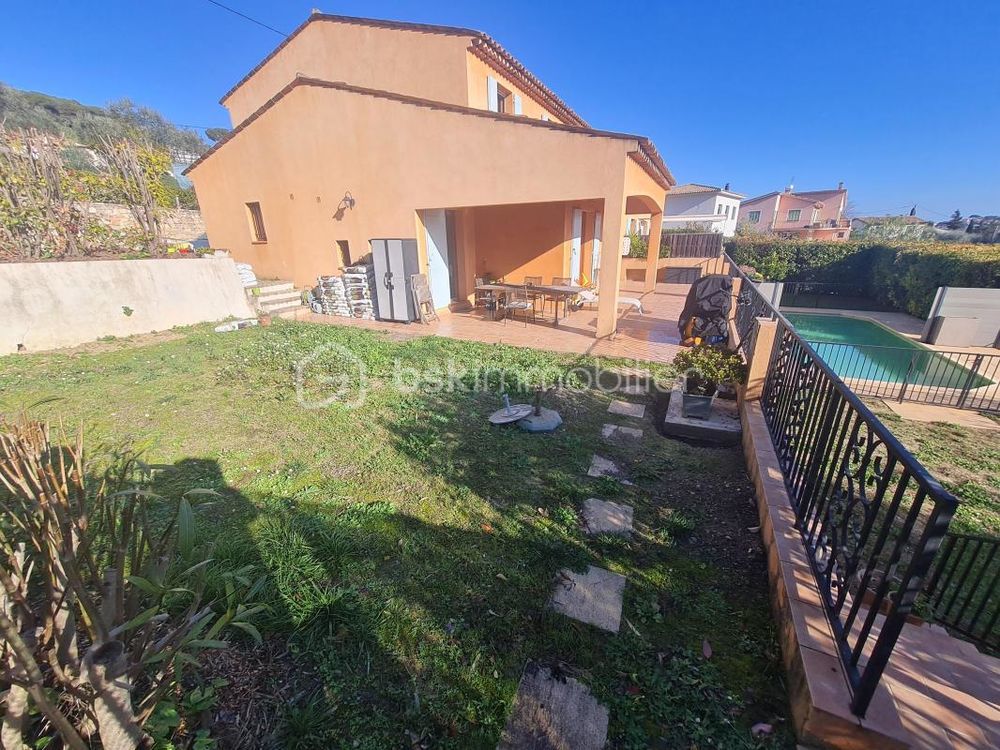 � vendre  Maison Vallauris (06220)