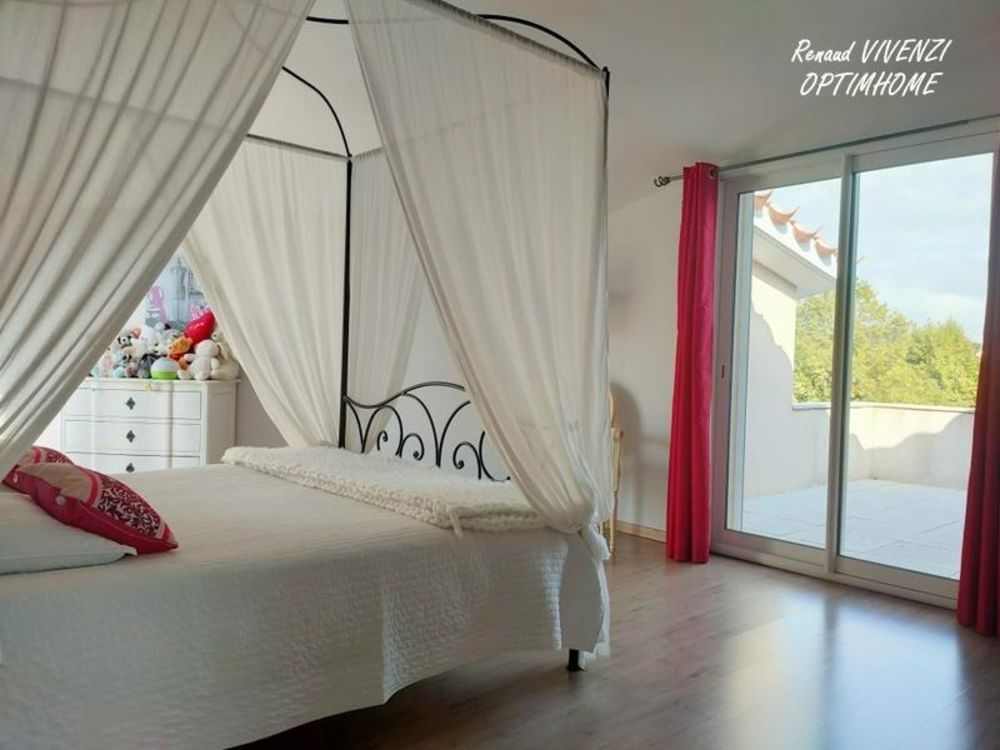 � vendre  Propri�t�/ch�teau Rigarda (66320)