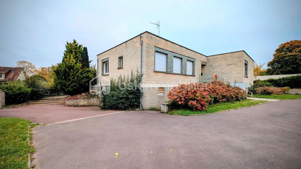 � vendre  Propri�t�/ch�teau Caen (14000)