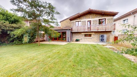   Maison de caract�re enti�rement r�nov�e � neuf � vendre SAINT JEAN LES LONGUYON (54) Maison - 5 pi�ce(s) - 183 m�