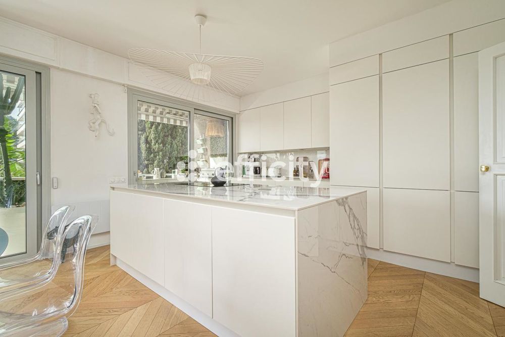 � vendre  Appartement Marseille 8