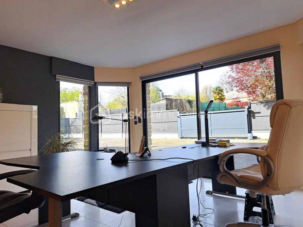 � vendre  Propri�t�/ch�teau Laill� (35890)