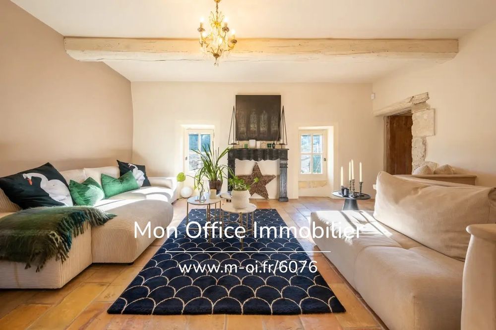 � vendre  Propri�t�/ch�teau M�nerbes (84560)