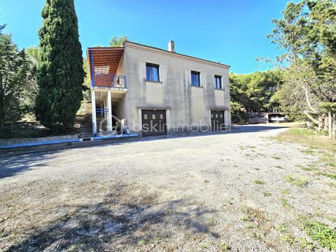   4 FACES - GARAGE 70m� - TROIS CHAMBRES Maison - 5 pi�ce(s) - 130 m�
