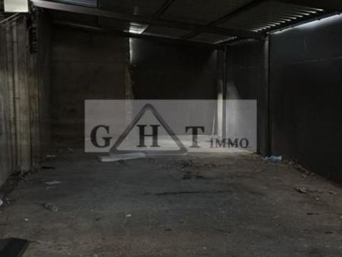 A LOUER 180 M&sup2; ENTREPOT BUREAUX A AUBERVILLIERS 2449 93300 Aubervilliers