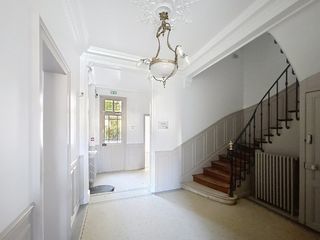  Immeuble � vendre 15 + pi�ces 570 m�