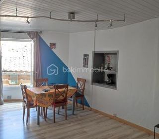  Immeuble � vendre 15 + pi�ces 355 m�