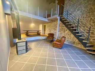  Propri�t�/ch�teau � vendre 8 pi�ces 280 m�