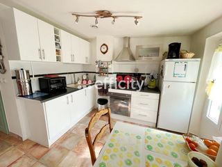  Appartement � vendre 3 pi�ces 77 m�