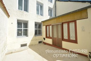  Maison � vendre 7 pi�ces 235 m�