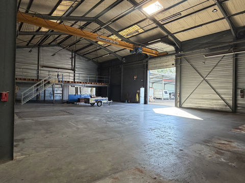 Dpt Yonne (89), à louer Local industriel - Local d'activité - Bail commercial artisanal ou dérogatoire 1600 89550 Hery