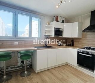  Appartement � vendre 5 pi�ces 87 m�