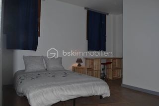  Immeuble � vendre 15 + pi�ces 339 m�