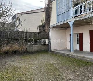  Immeuble � vendre 15 + pi�ces 309 m�