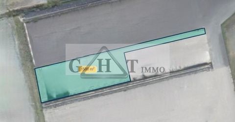 TERRAIN 1 500 M&sup2; � LOCATION � ZI MEAUX 2387 77124 Meaux