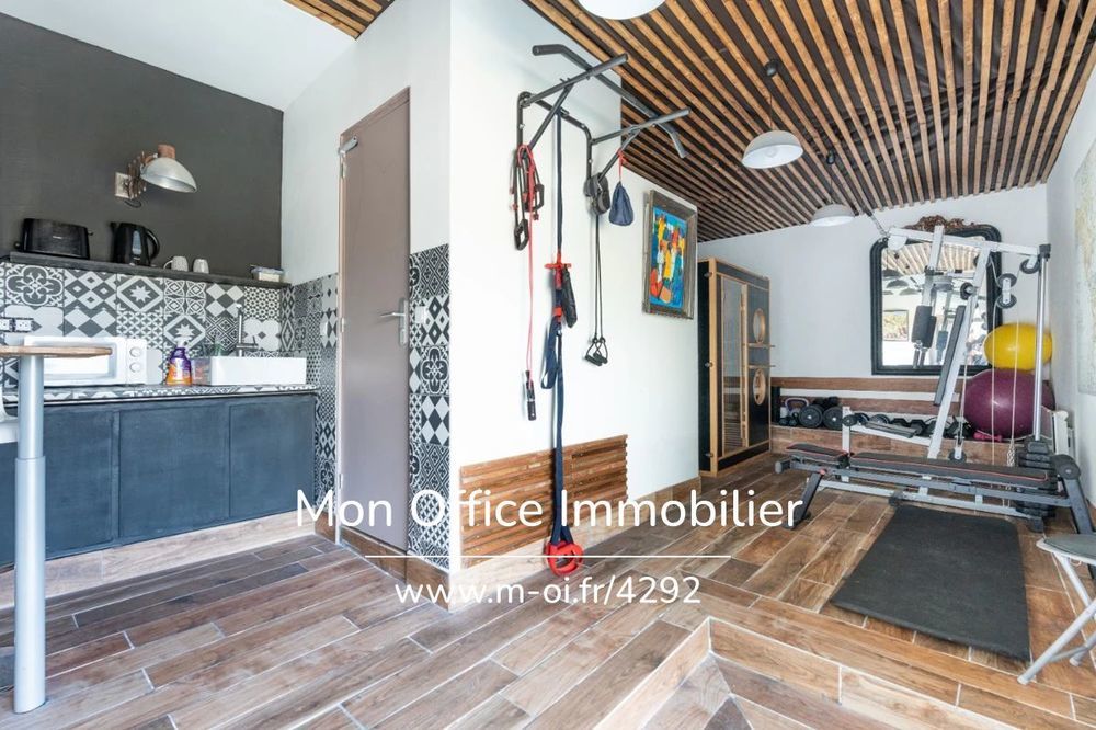 � vendre  Villa Saint-Rapha�l (83700)