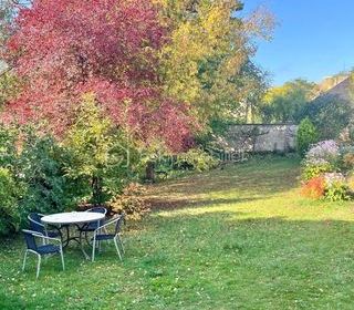  Immeuble � vendre 10 pi�ces 250 m�