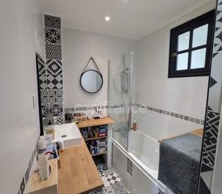  Appartement � vendre 3 pi�ces 64 m�