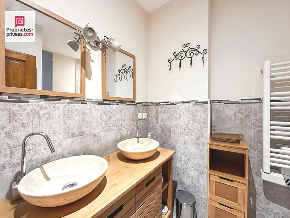 � vendre  Maison Figani�res (83830)