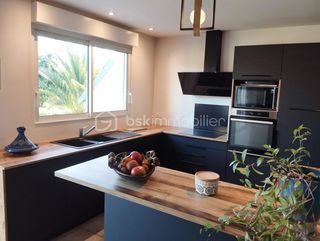  Propri�t�/ch�teau � vendre 8 pi�ces 181 m�