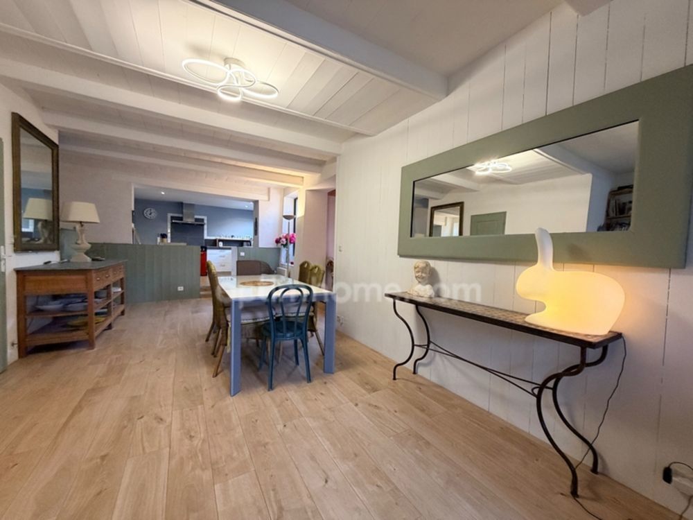 � vendre  Maison Le Bois-Plage-en-R� (17580)