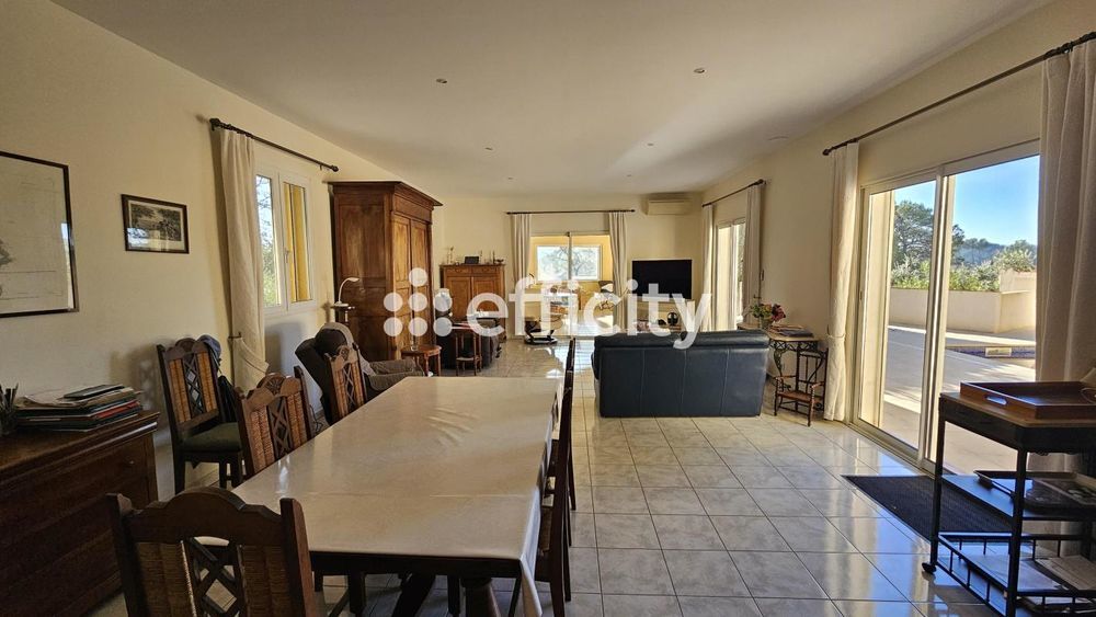 � vendre  Maison La Motte (83920)