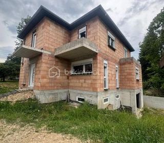  Maison � vendre 5 pi�ces 195 m�