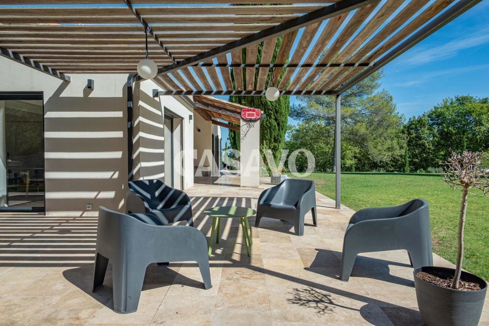 � vendre  Propri�t�/ch�teau Venelles (13770)